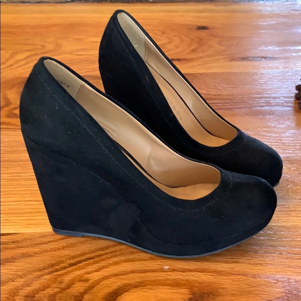 Black High Wedge Heels